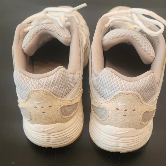 Nike Women's P-6000 - Picture 4 of 6